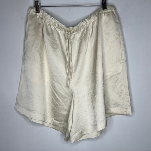 Madewell High Waist Cream Shorts